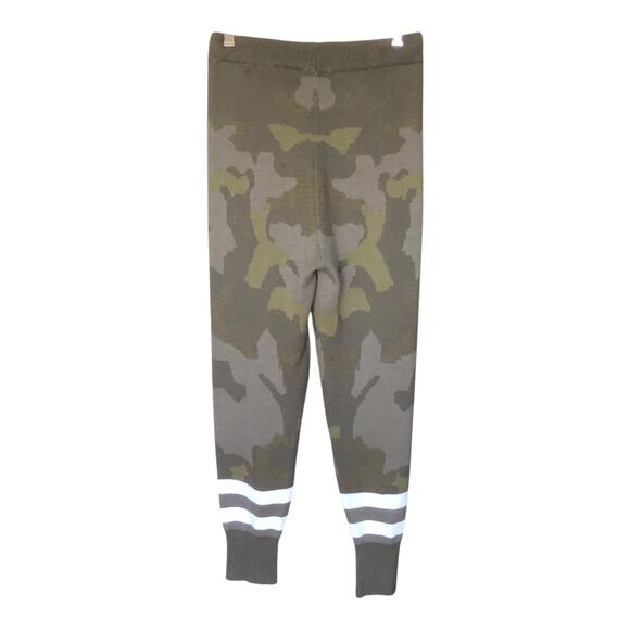 Hem & Thread Camo Knit Jogger Pants Green Drawstring Lounge Womens Size Small - Picture 10 of 15